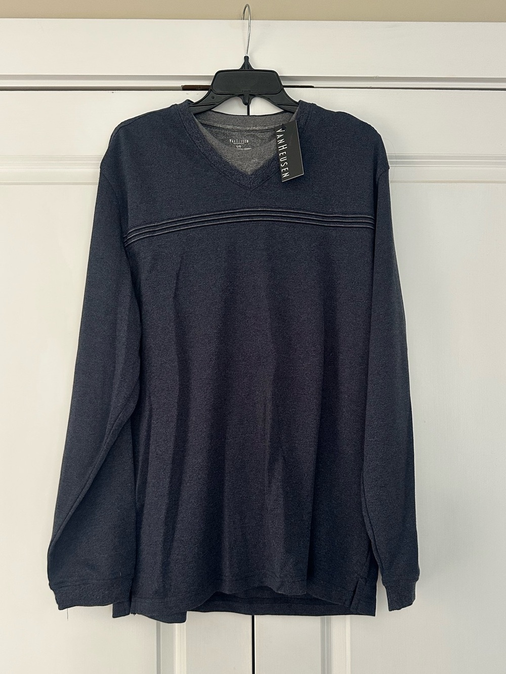 Van Heusen Heather Blue and Gray Crewneck Pullover